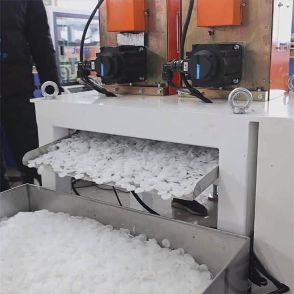 How to Use plastic profile extruders?