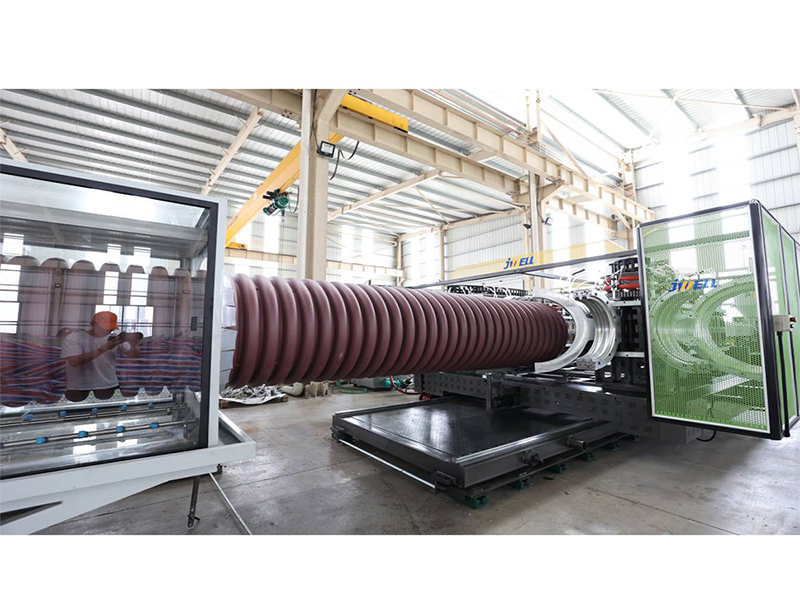 plastic extrusion manufacturing process