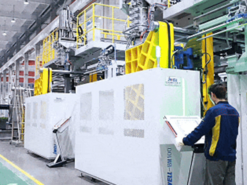 Jwell Machinery chuyên sâu vào ngành công nghiệp ép thổi, sản xuất thông minh định hình lại trải nghiệm sản xuất mới.